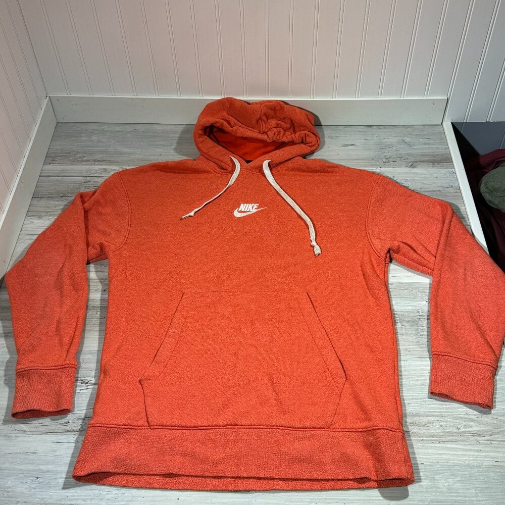 Nike Hoodie Men's Size Medium Peach Heritage Center Swoosh Sweatshirt 928437-634